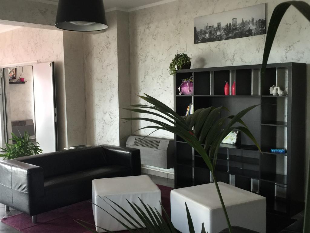 Hotel Letizia Фолоника Екстериор снимка