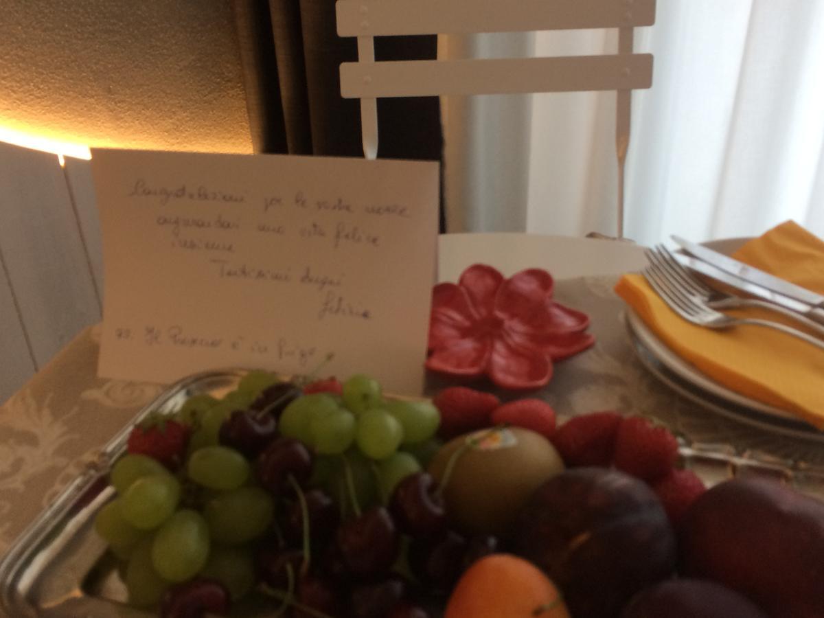 Hotel Letizia Фолоника Екстериор снимка